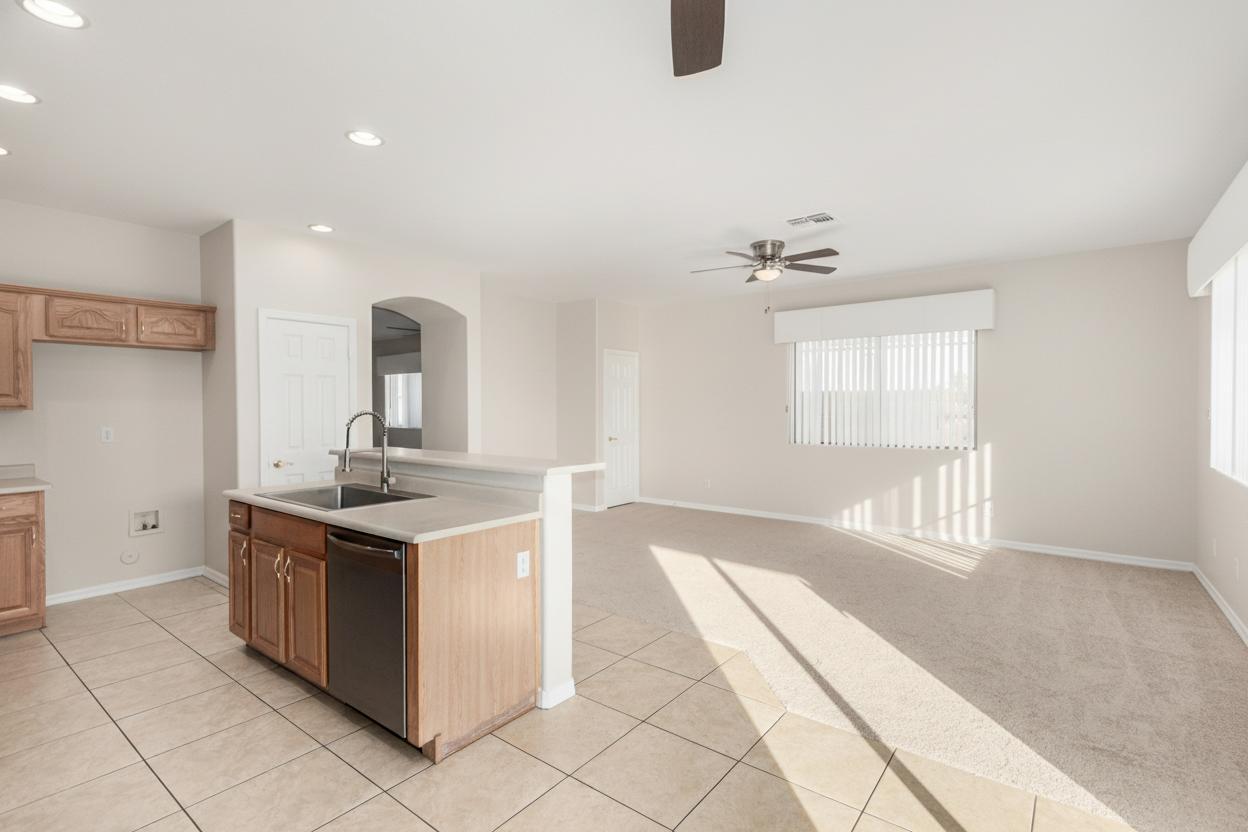 14625 W Amelia Avenue