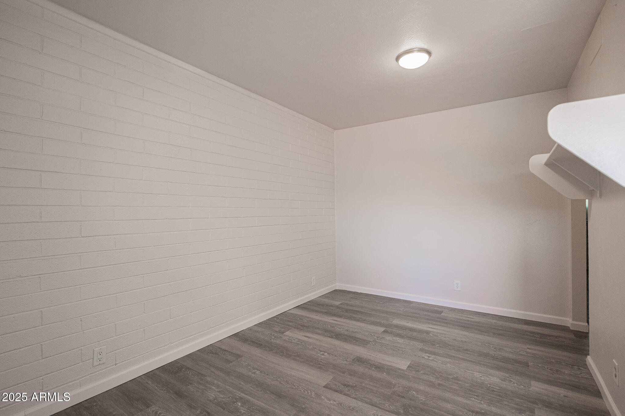 864 E CHANDLER Boulevard 11