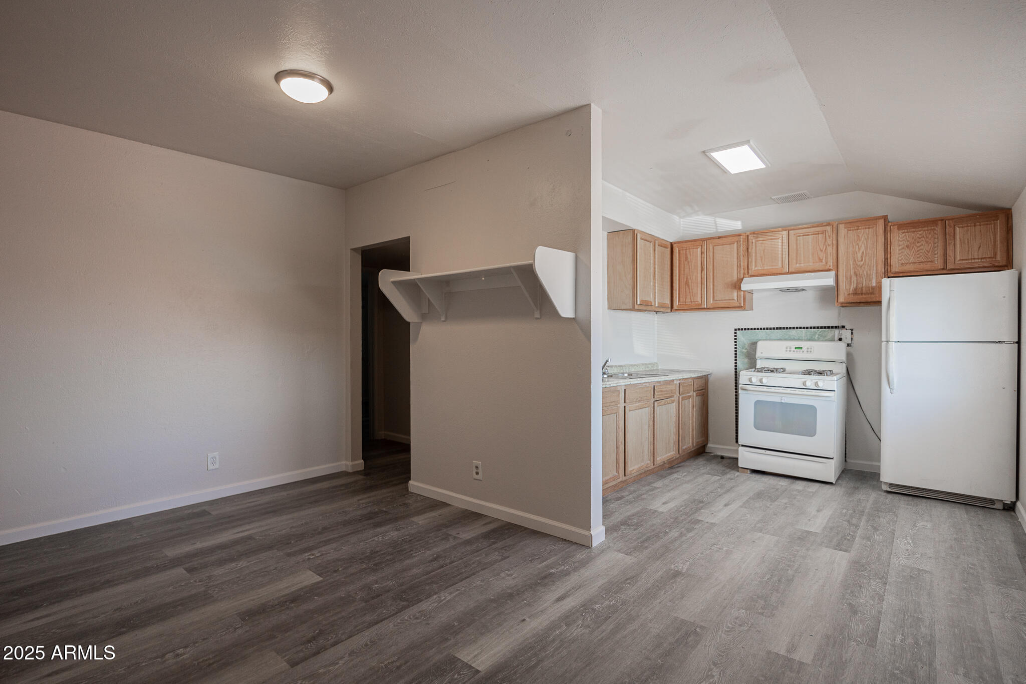 864 E CHANDLER Boulevard 11