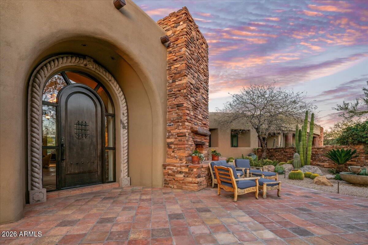 10460 E PALO BREA Drive