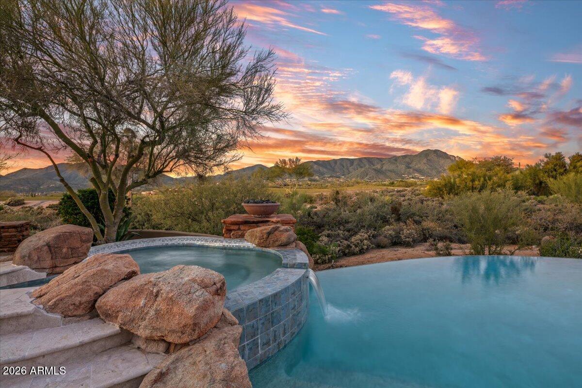 DESERT MOUNTAIN - Residential