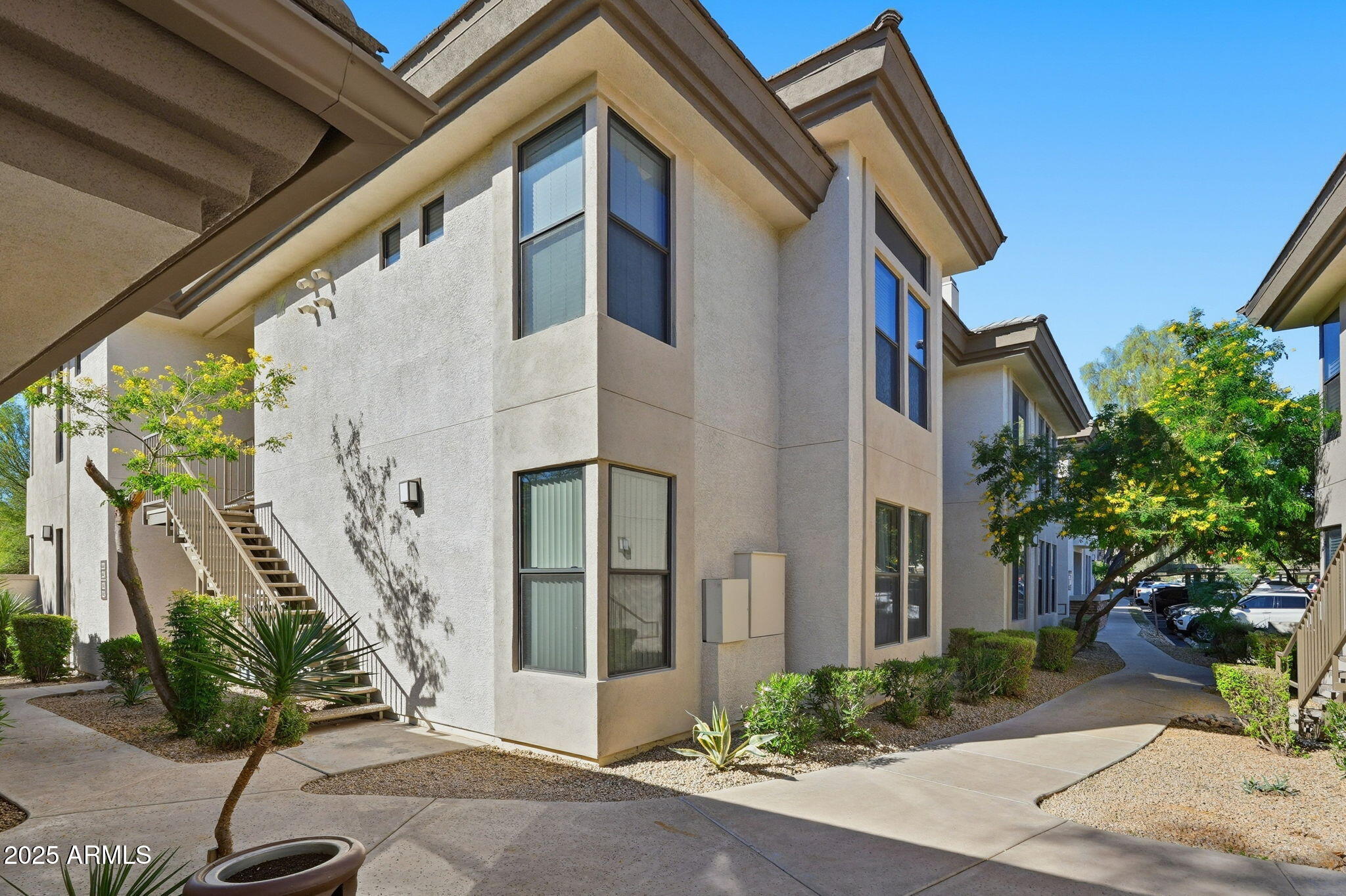 6900 E PRINCESS Drive 2220