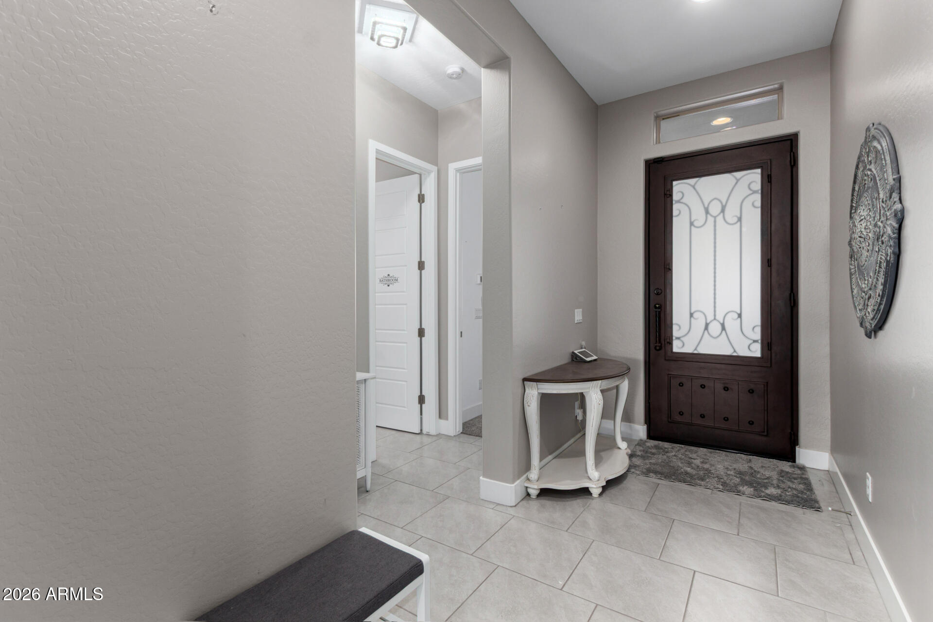 715 E SILVER FOX Way