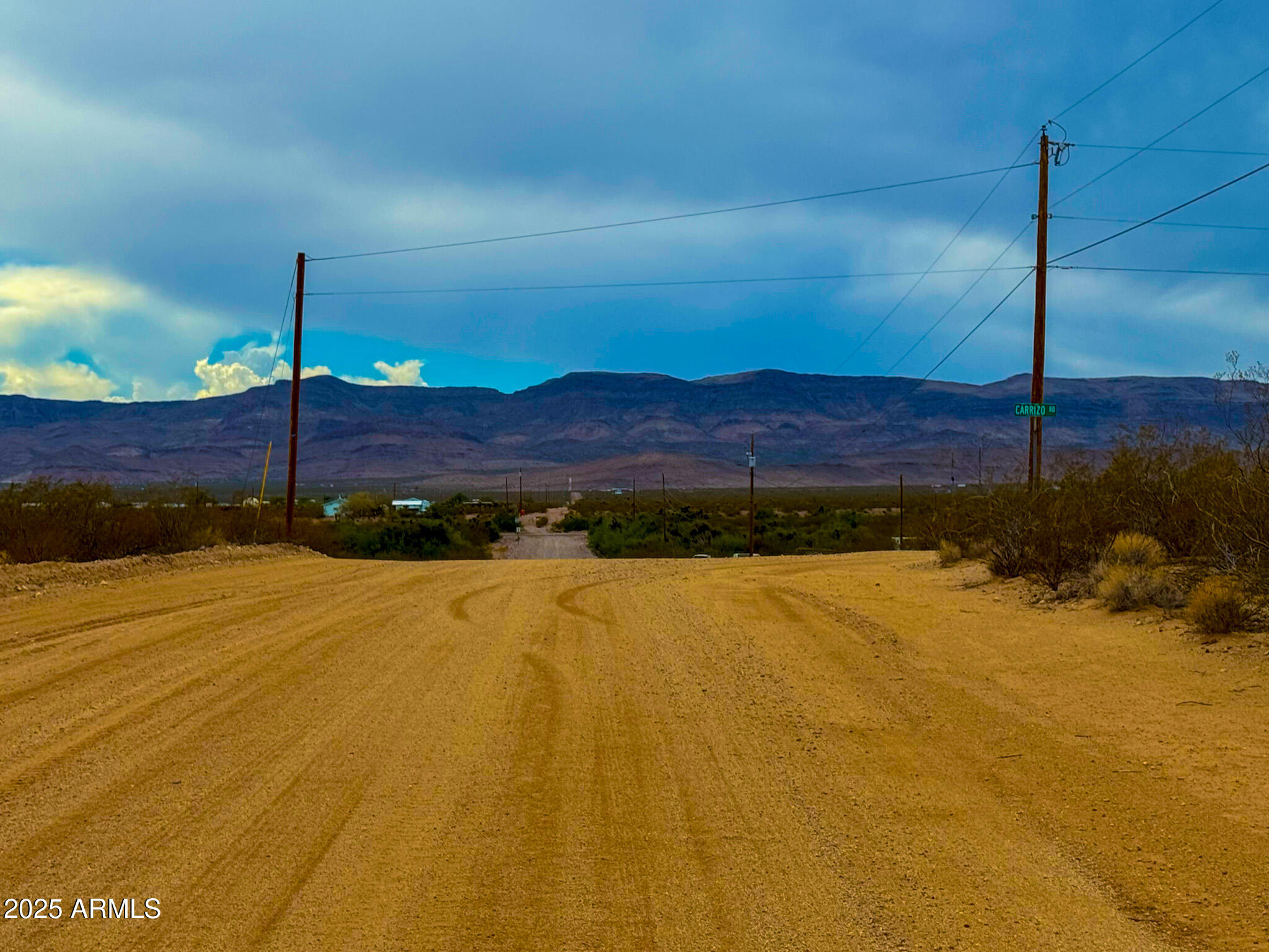 TBD Chinle Dr Lot #4  1 Acre -- -