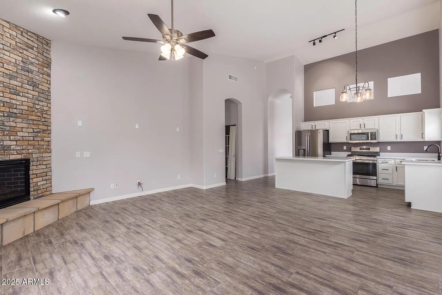 7037 E Regina Street