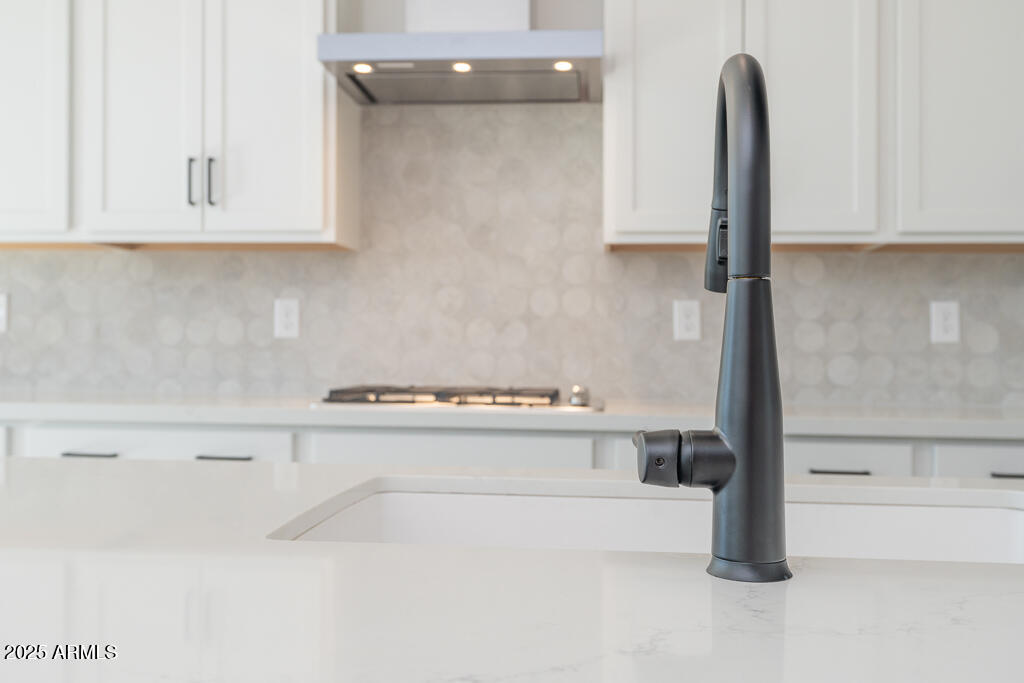 1941 E Empeltre Road