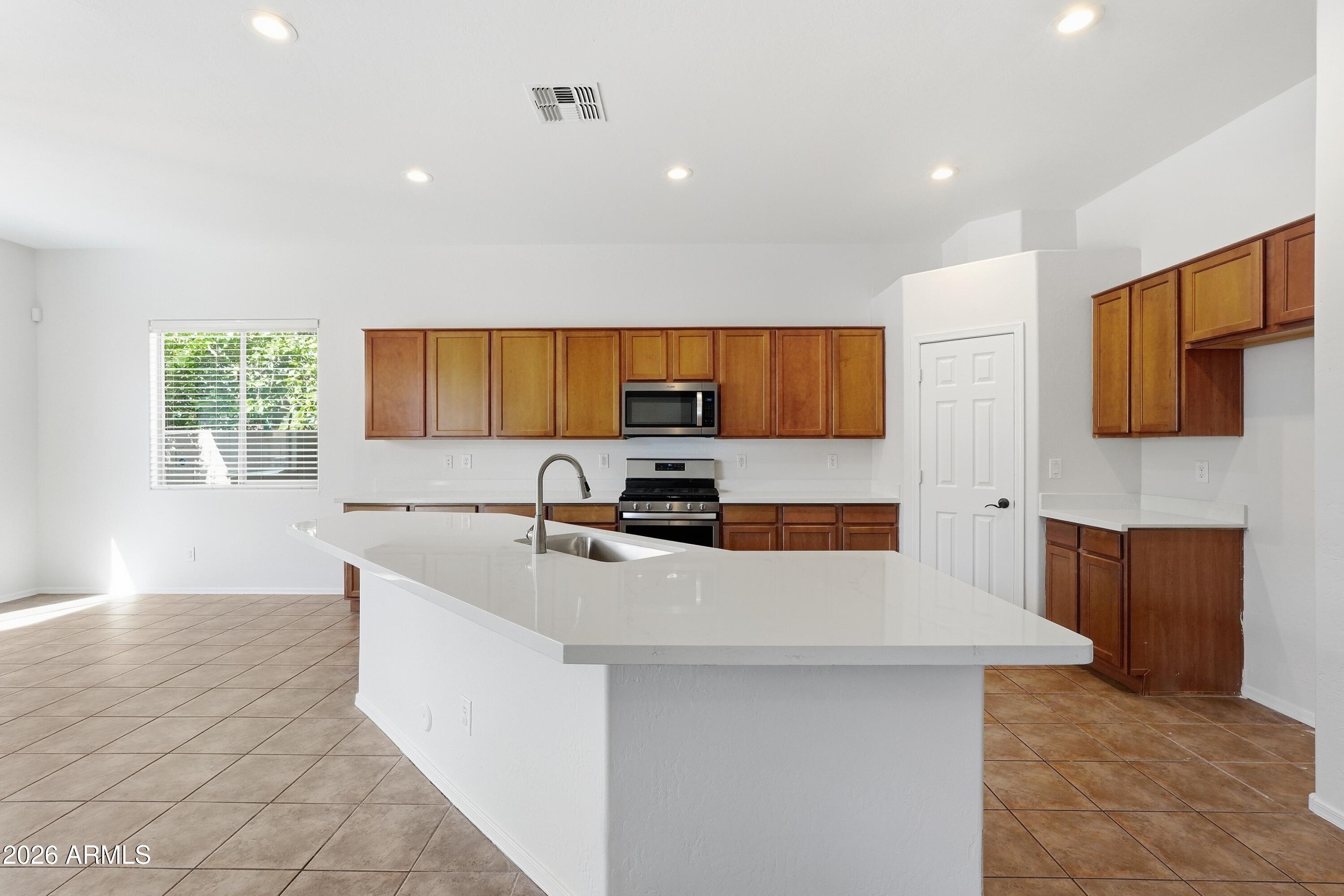 17615 W RIMROCK Street