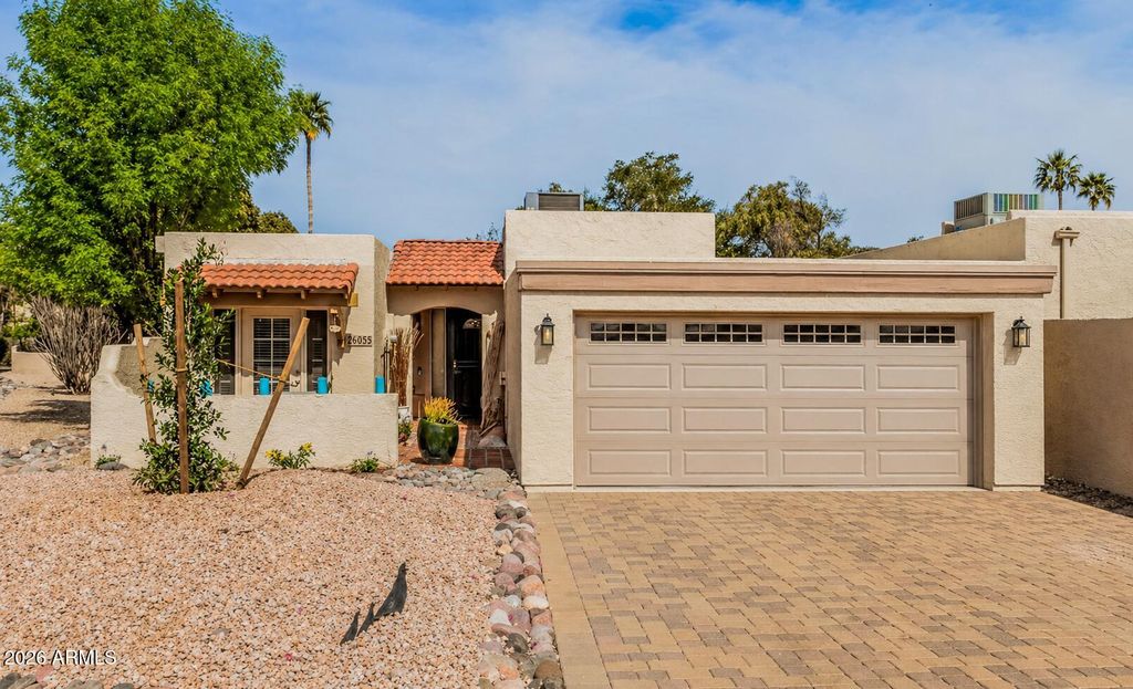 Photo of 26055 N Bravo Lane, Rio Verde, AZ 85263 (MLS # 6990374)