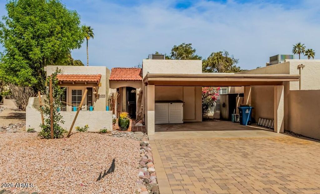 Photo of 26055 N Bravo Lane, Rio Verde, AZ 85263 (MLS # 6990374)