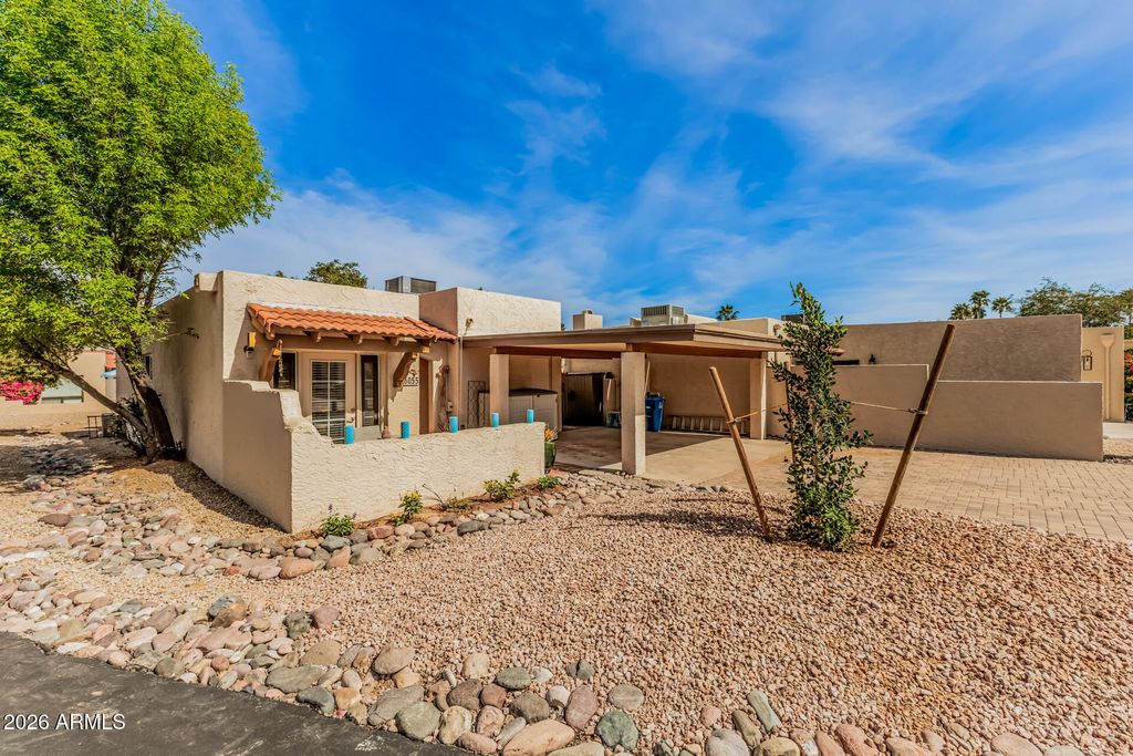 Photo of 26055 N Bravo Lane, Rio Verde, AZ 85263 (MLS # 6990374)