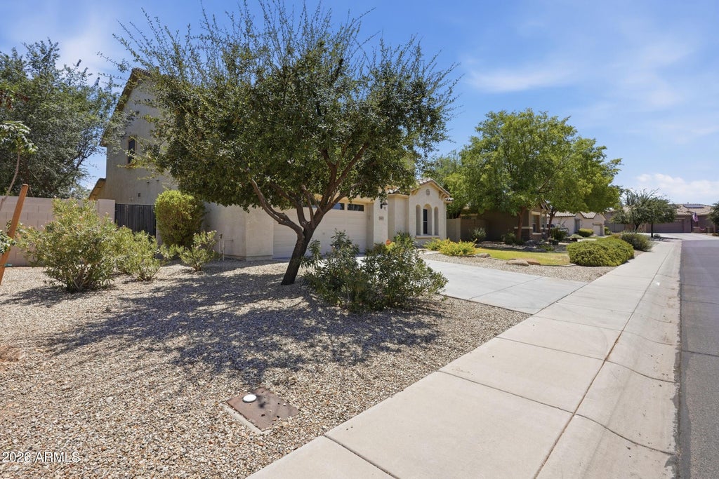 Photo of 18619 W Oregon Avenue, Litchfield Park, AZ 85340 (MLS # 7055046)