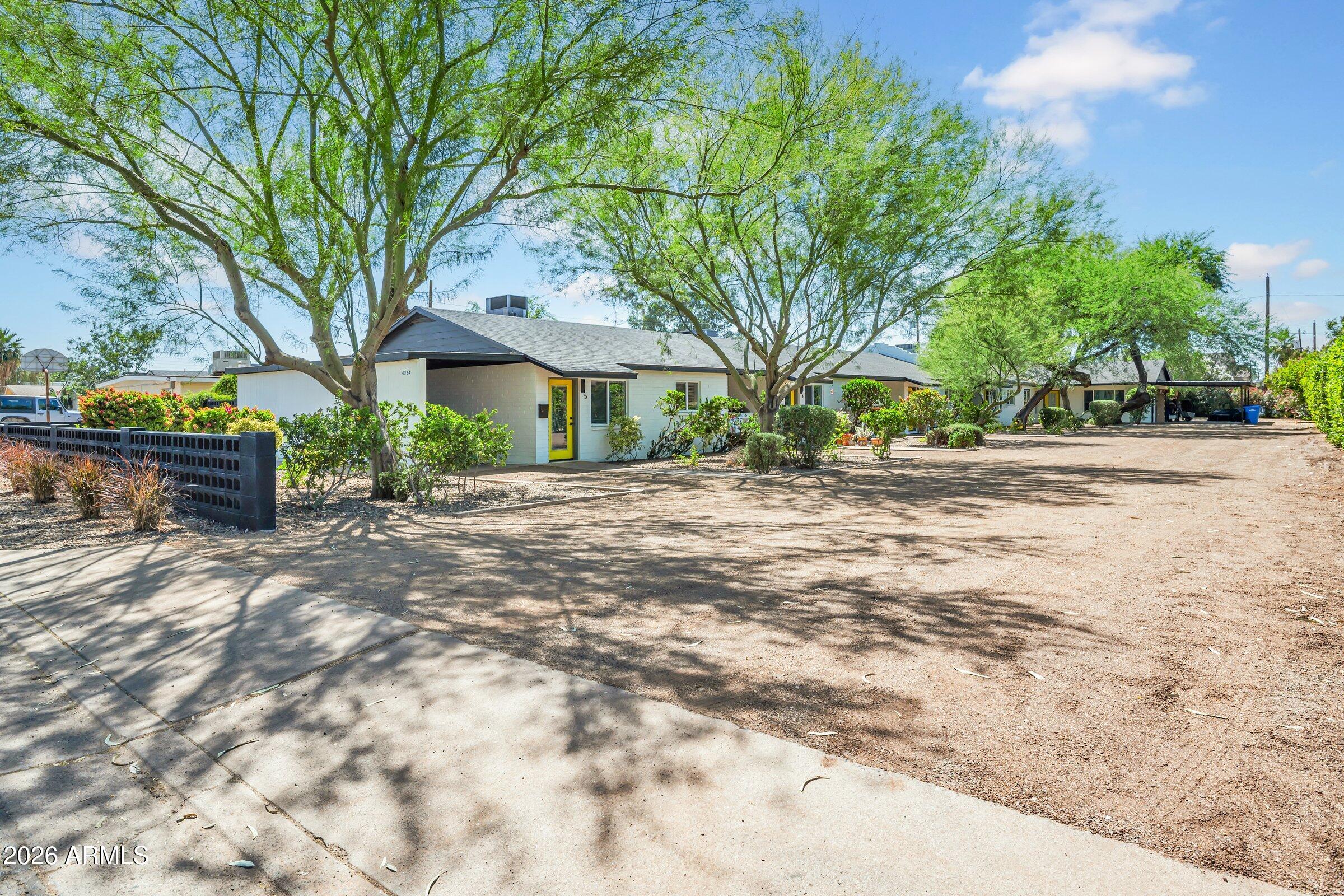 4323 N 13TH Place