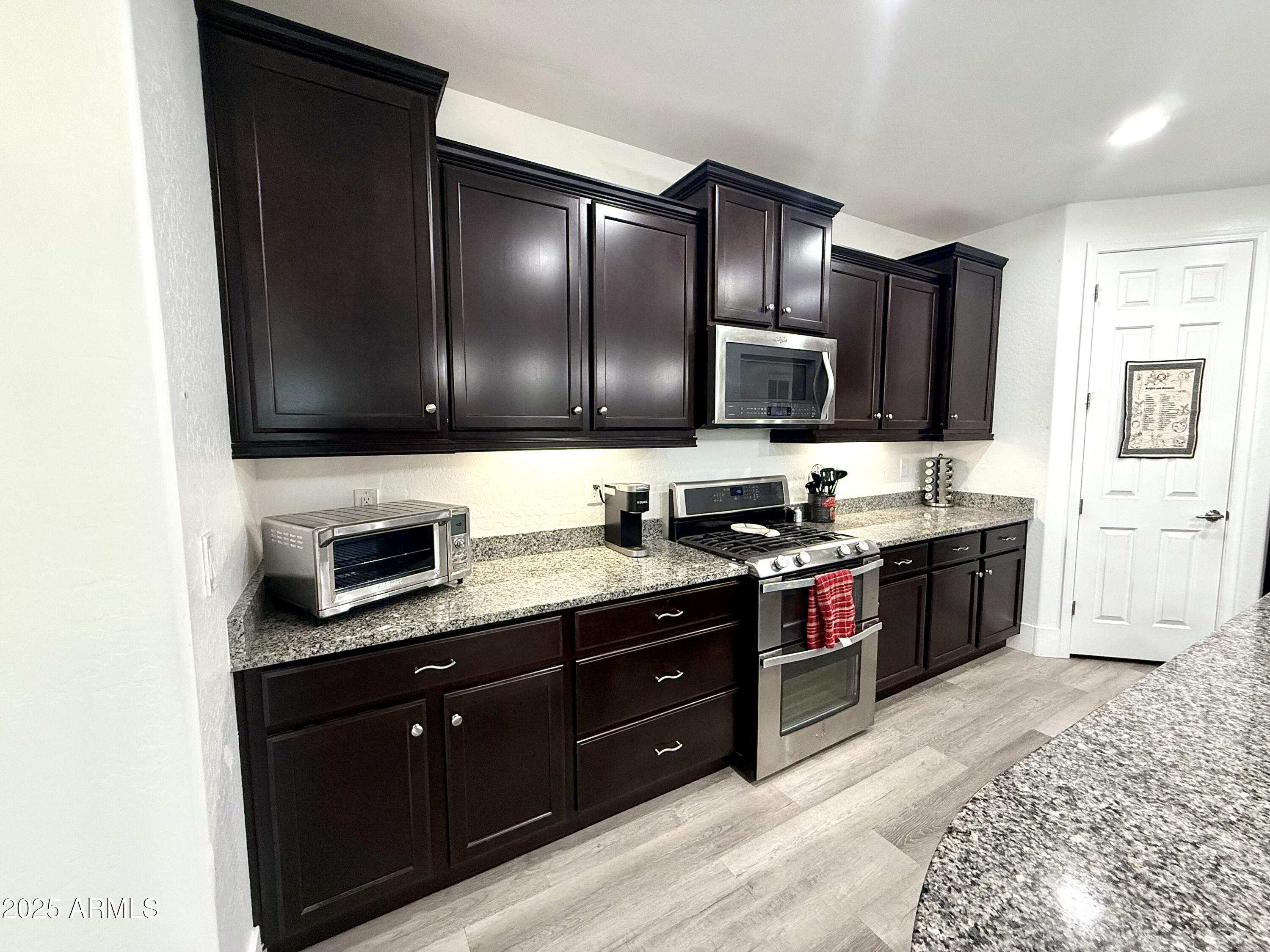 7265 E PORTOBELLO Avenue