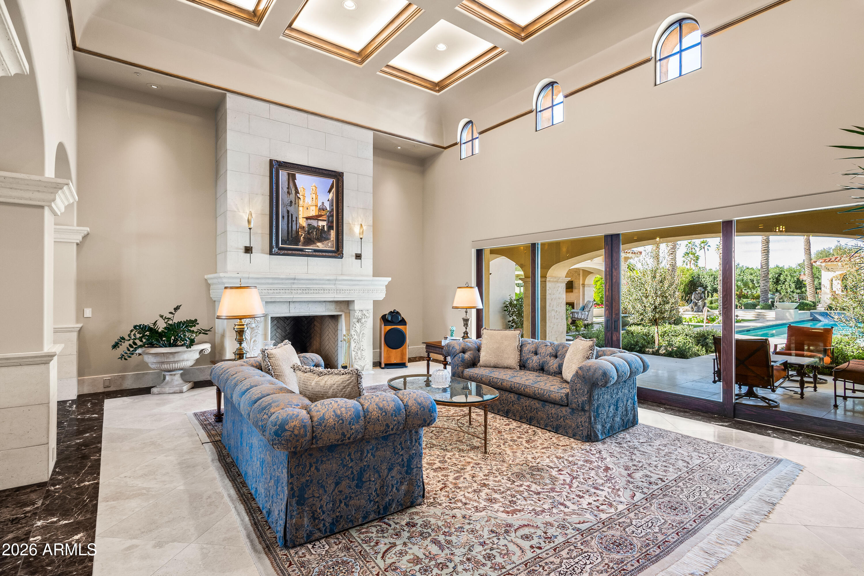 6636 N LOST DUTCHMAN Drive