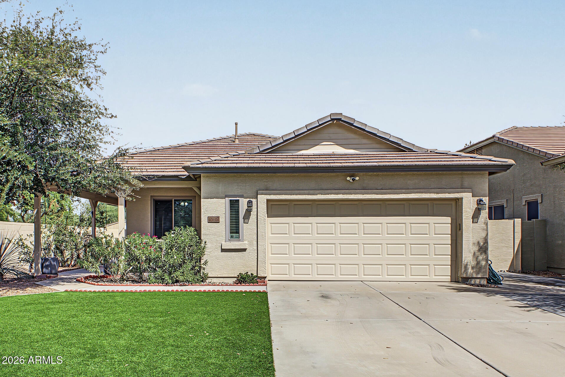 4010 E SUNDANCE Court