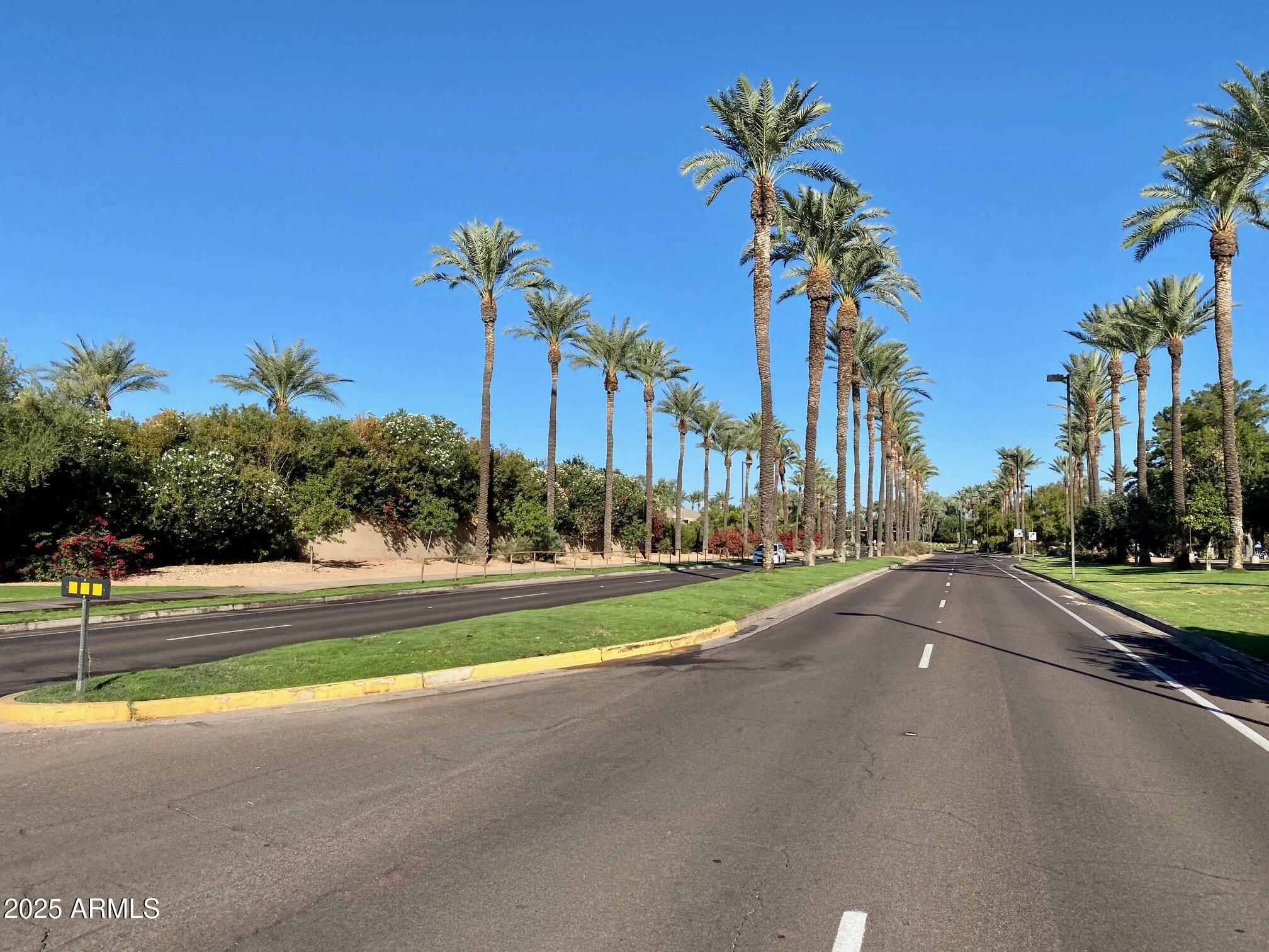 7621 E VIA DE LINDO Street