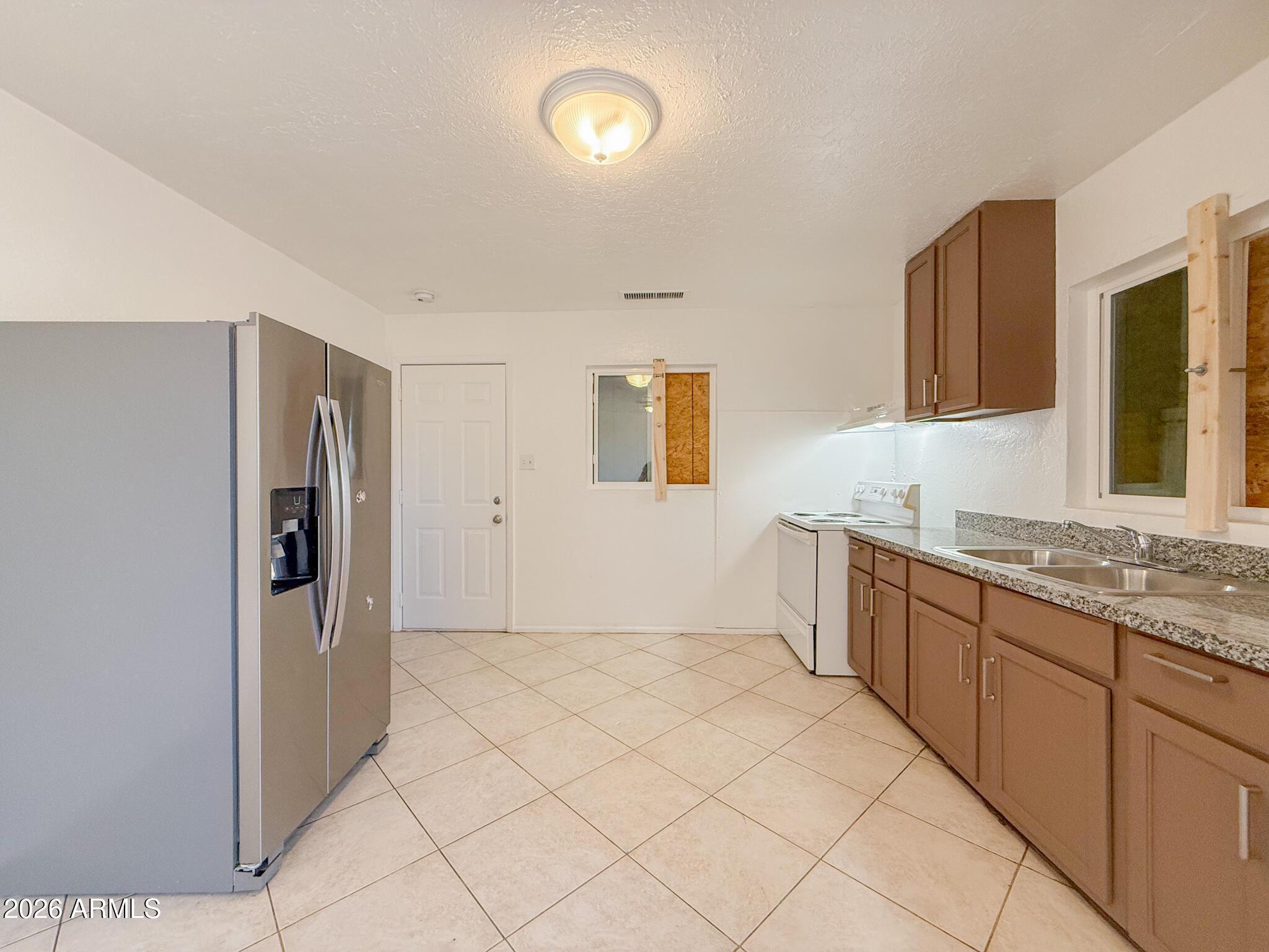 3442 E Melvin Street Apt 5