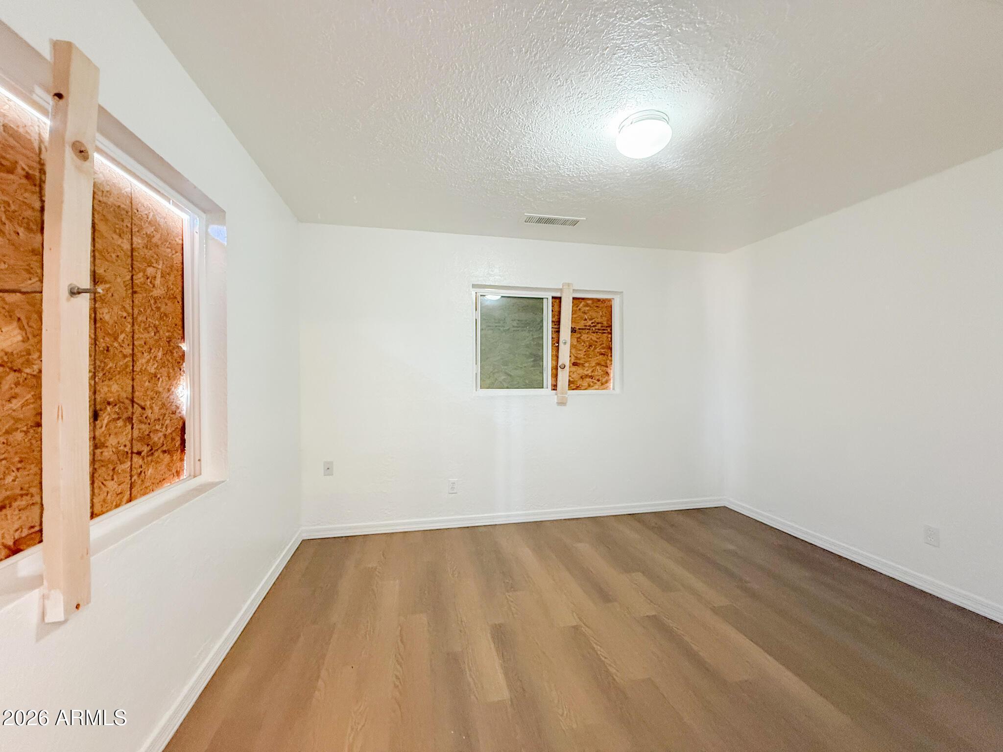 3442 E Melvin Street Apt 5