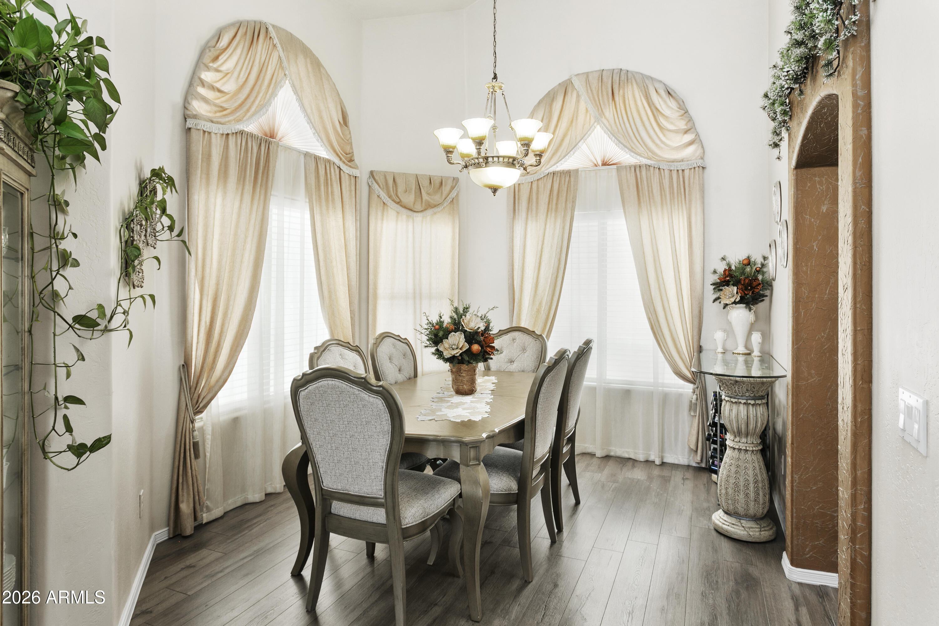 1871 E BUFFALO Street