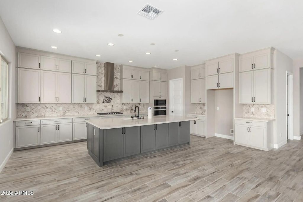 Photo of 5170 N 186th Drive, Litchfield Park, AZ 85340 (MLS # 6893099)