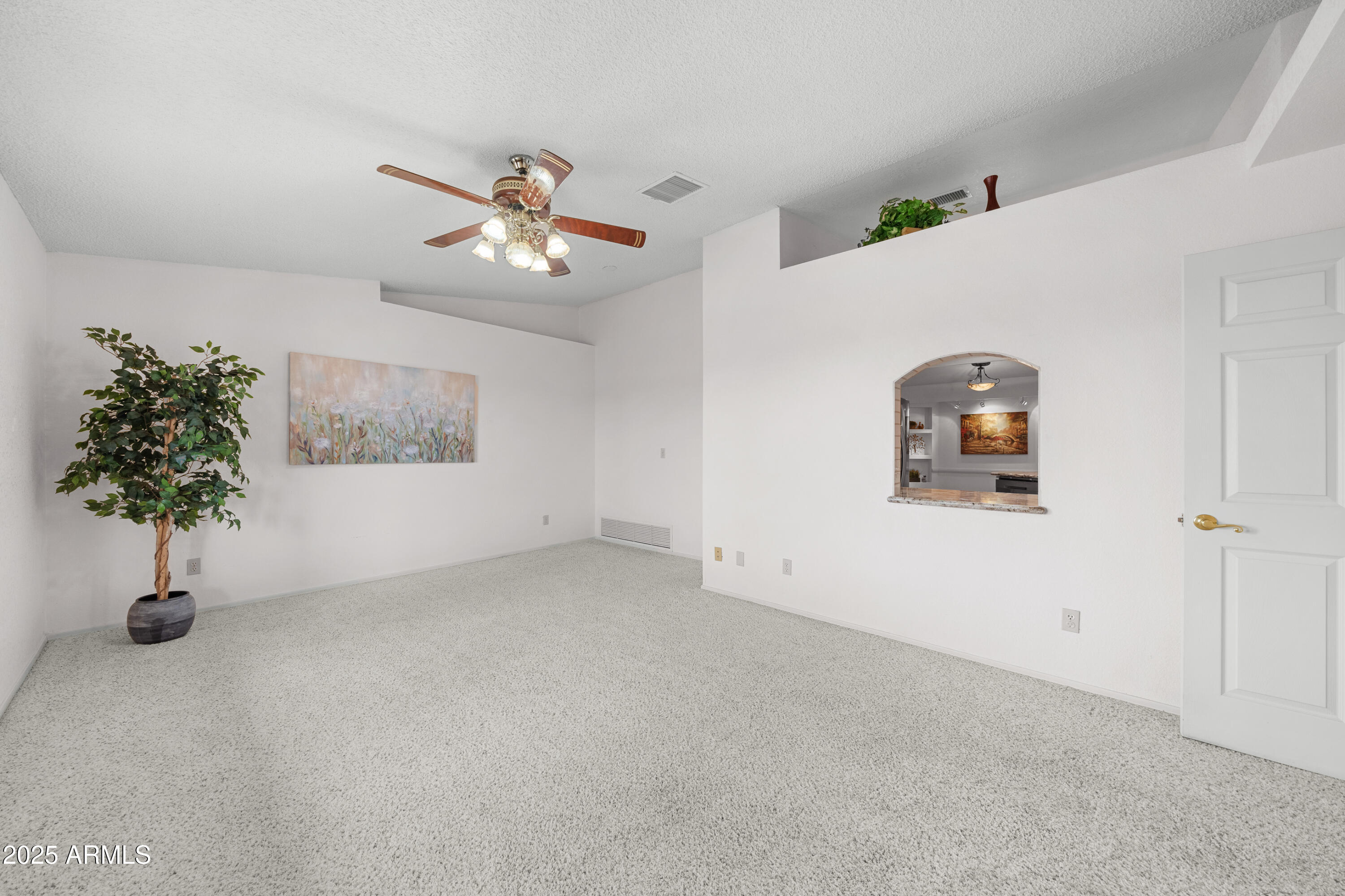 4064 S COMANCHE Drive