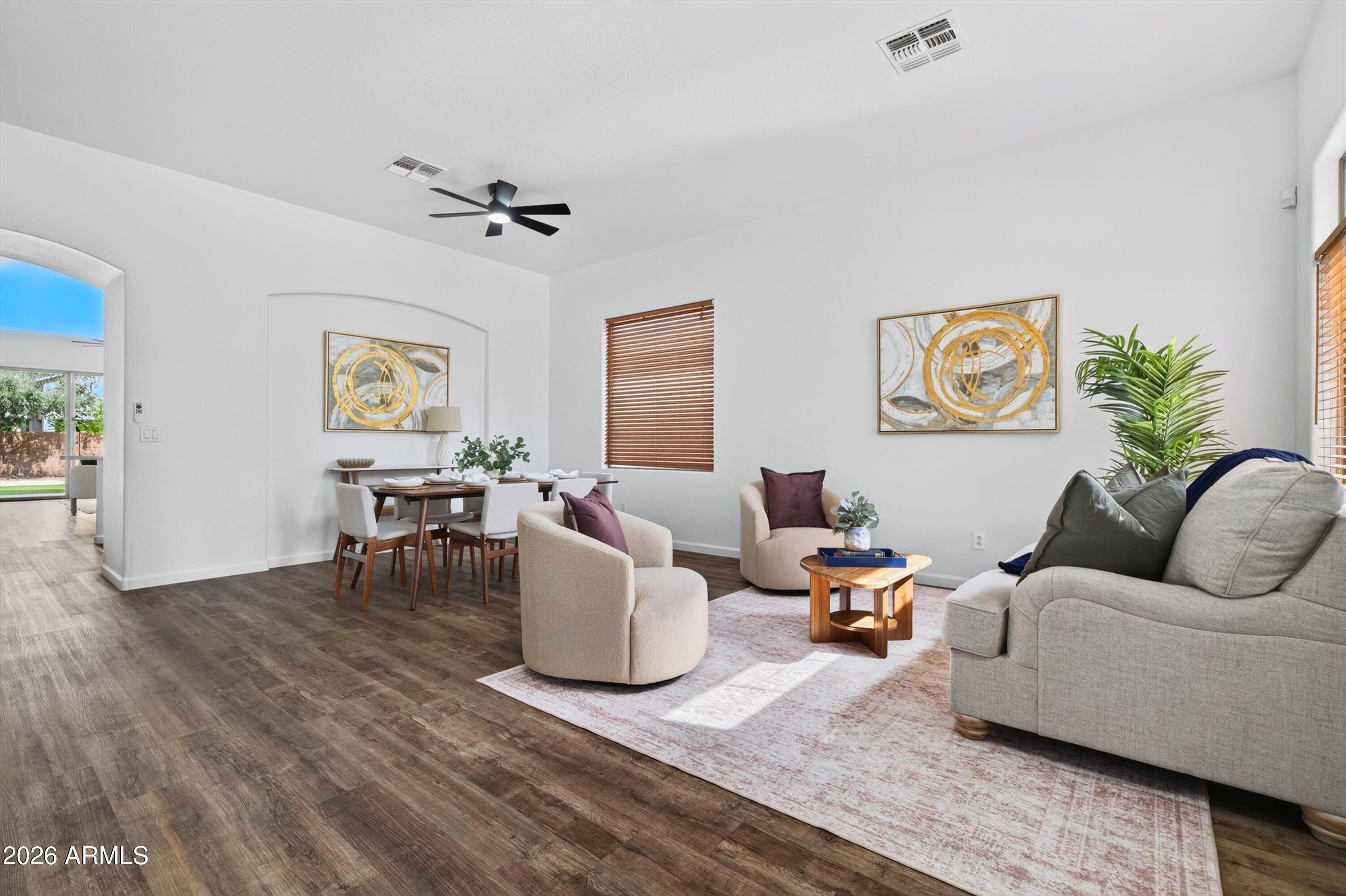 43292 W OAKLAND Court