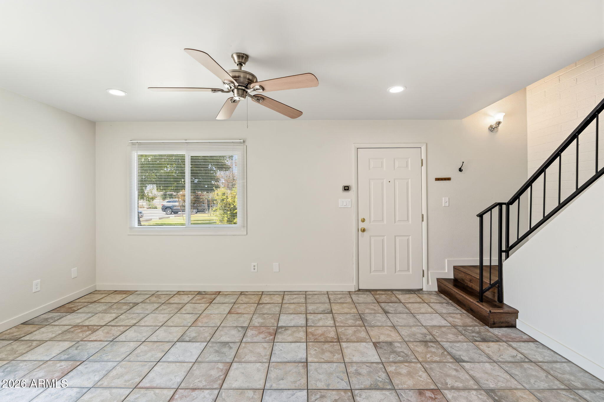 7822 E VALLEY VISTA Drive