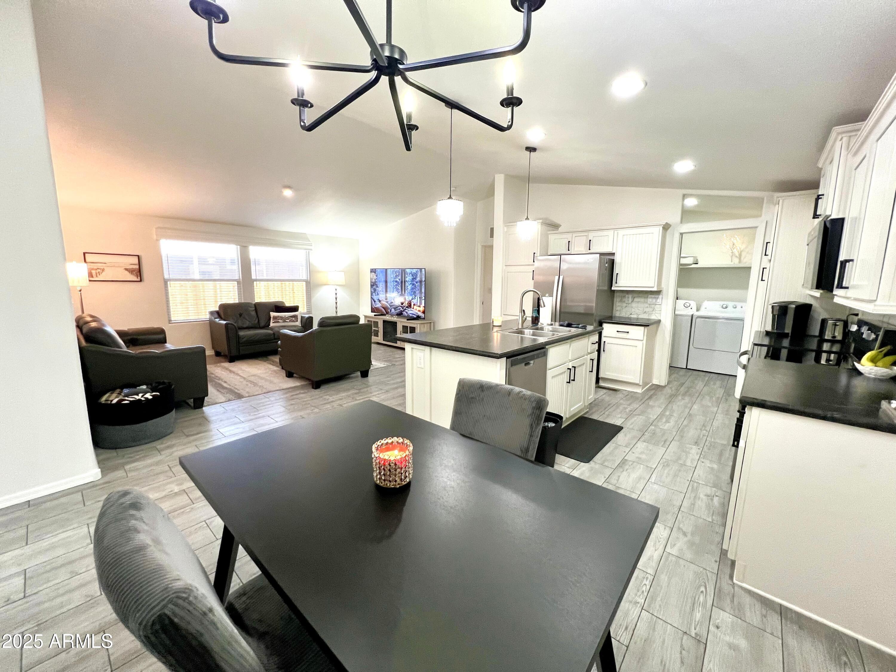 60 S Copper Canyon Loop