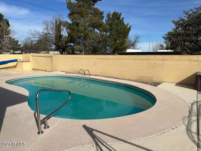 TOWN & COUNTRY ESTATES UNIT 12 - Residential Lease