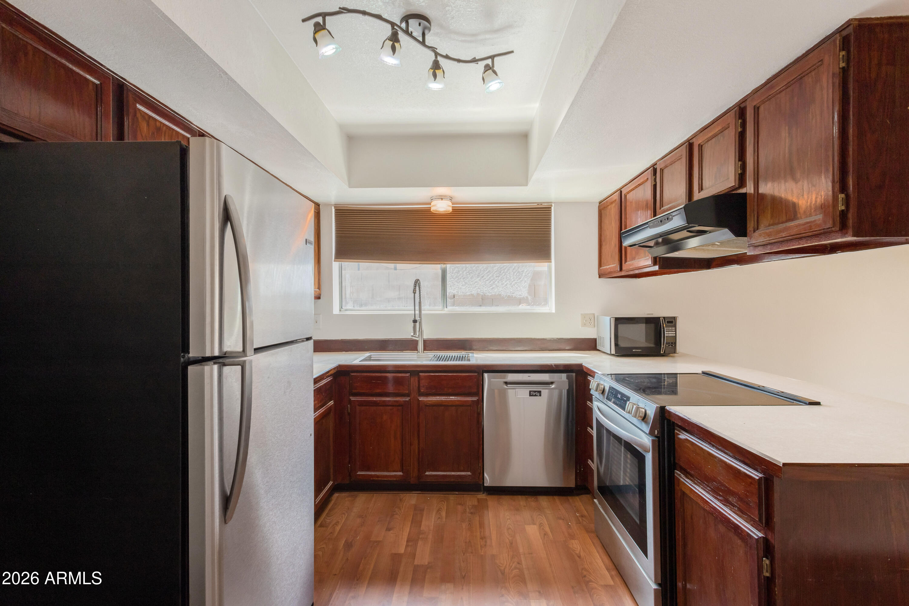 1301 E BUCKHORN Drive