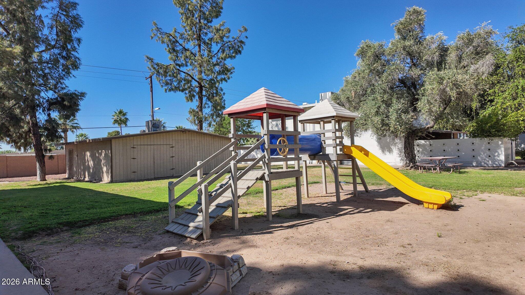 Consolidated Cooperatives of Scottsdale East - Residential