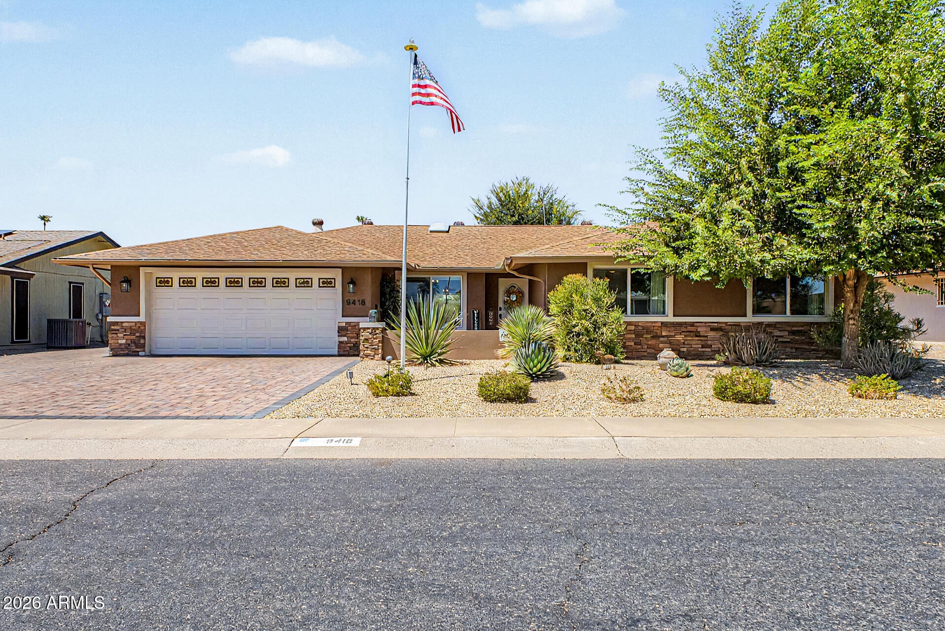 9418 W INDIAN HILLS Drive