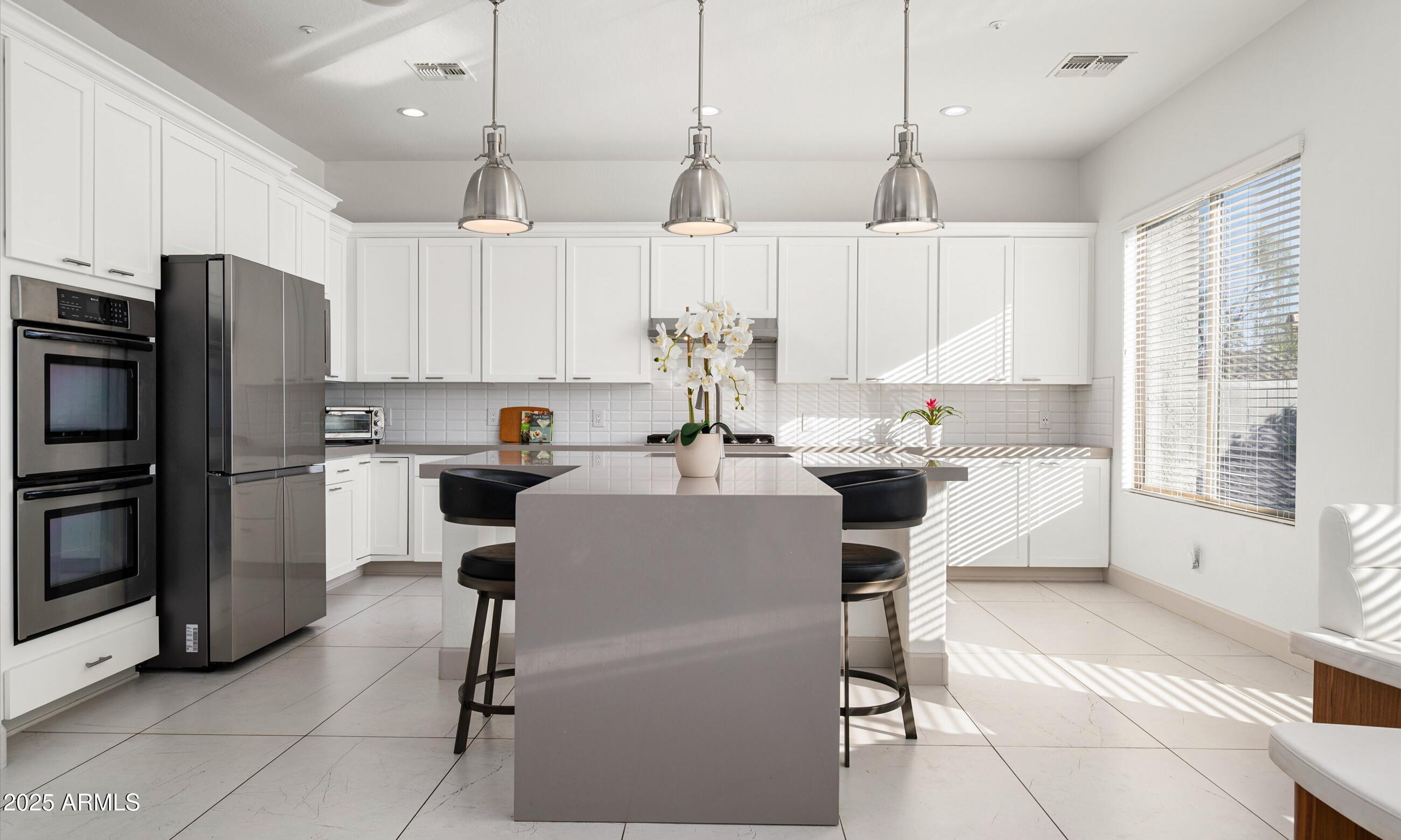 1705 W PARNELL Drive