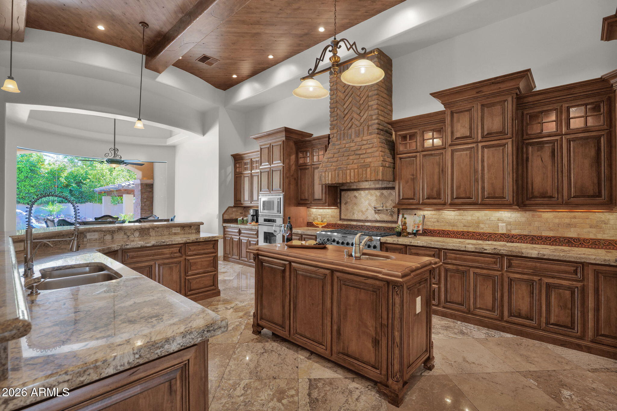 3055 E WATERMAN Way