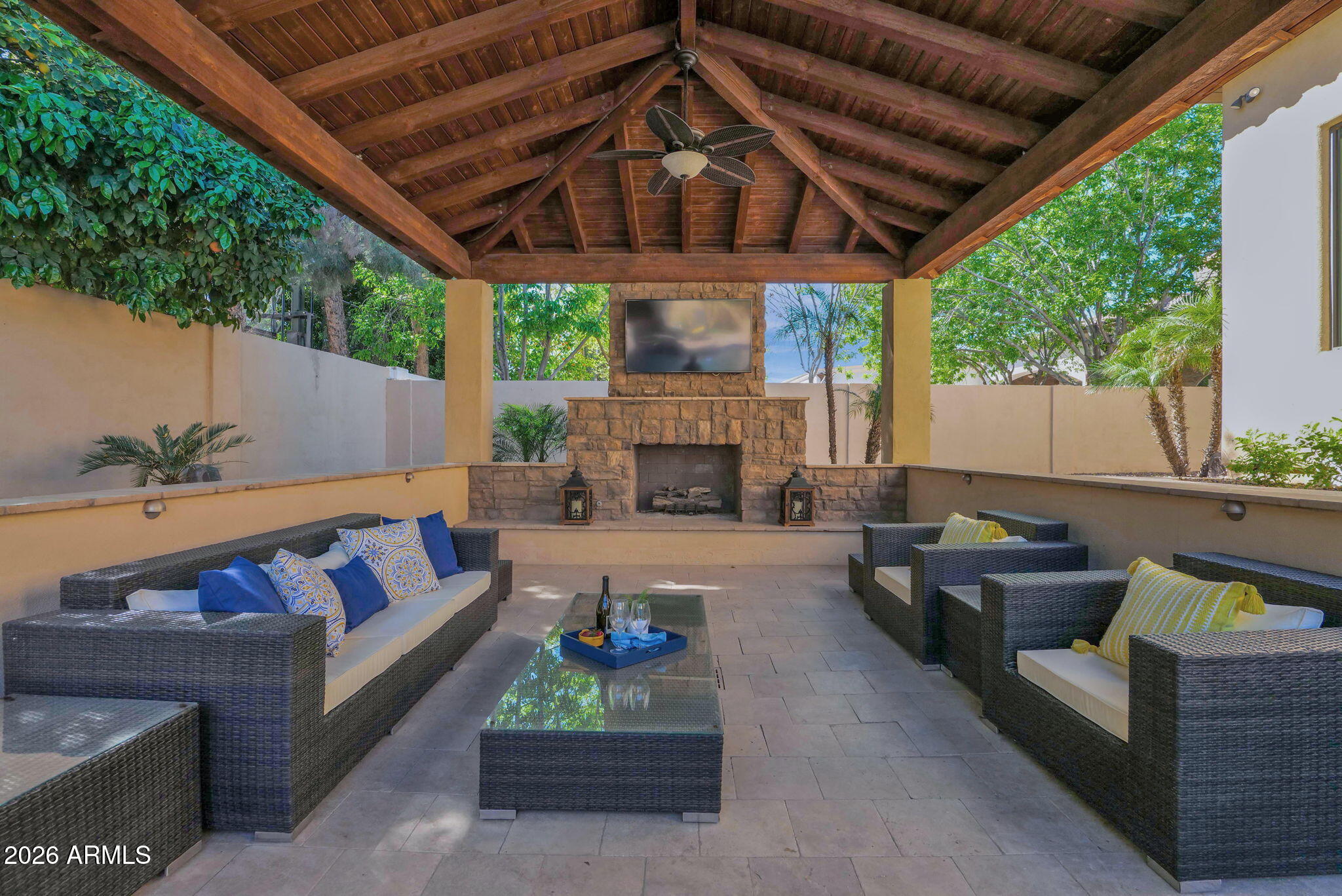 3055 E WATERMAN Way