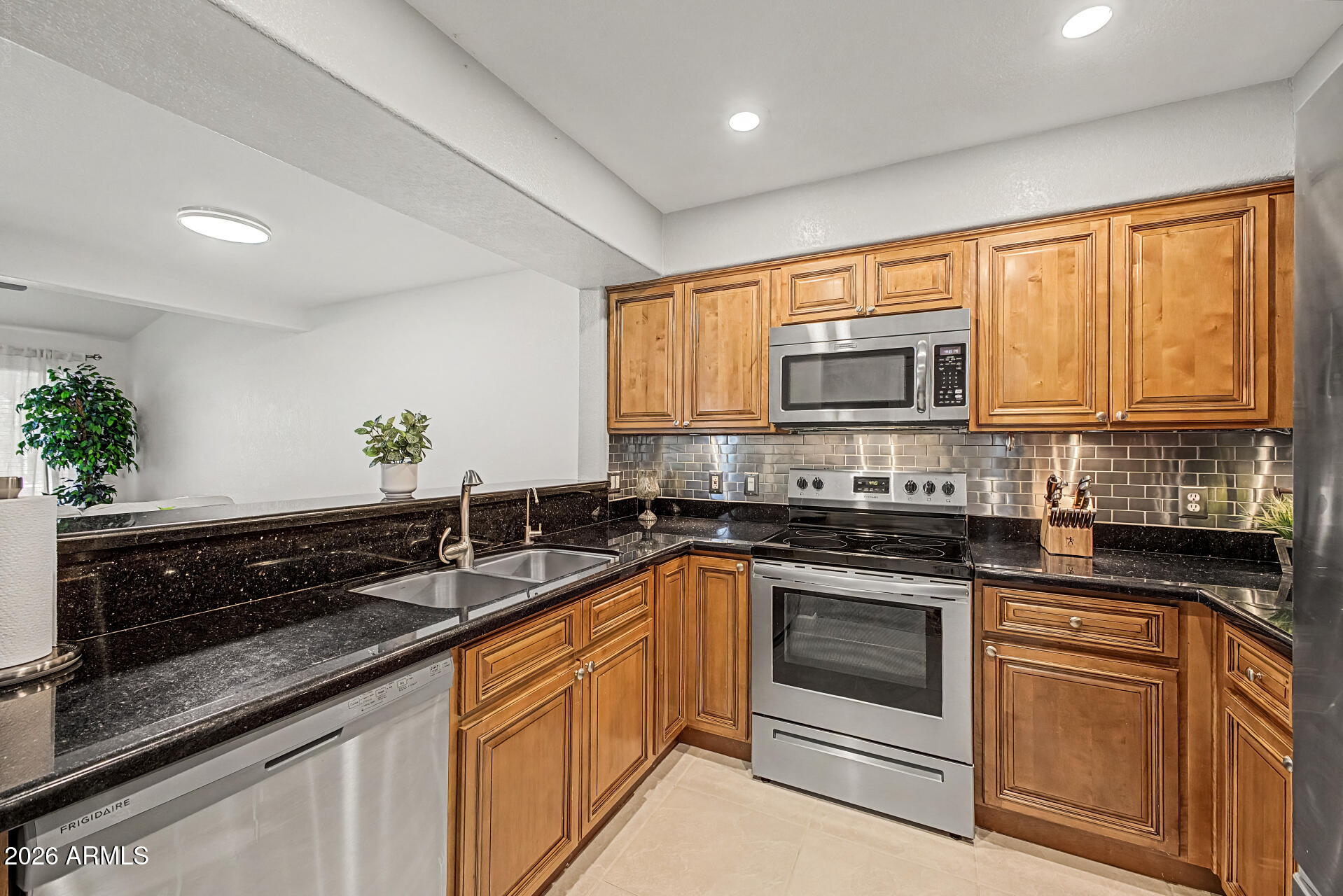 4805 E KACHINA Trail 15