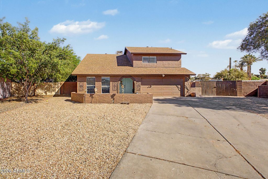 Photo of 4908 W Augusta Circle, Glendale, AZ 85308 (MLS # 7028140)