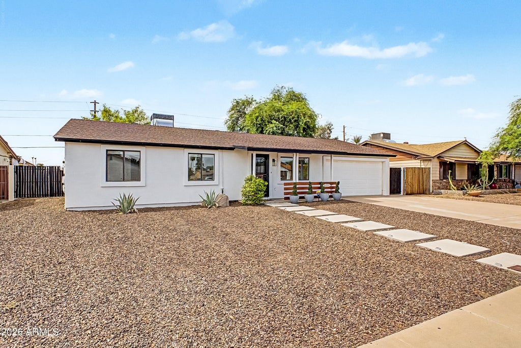 Photo of 4101 E Calavar Road, Phoenix, AZ 85032 (MLS # 7072465)