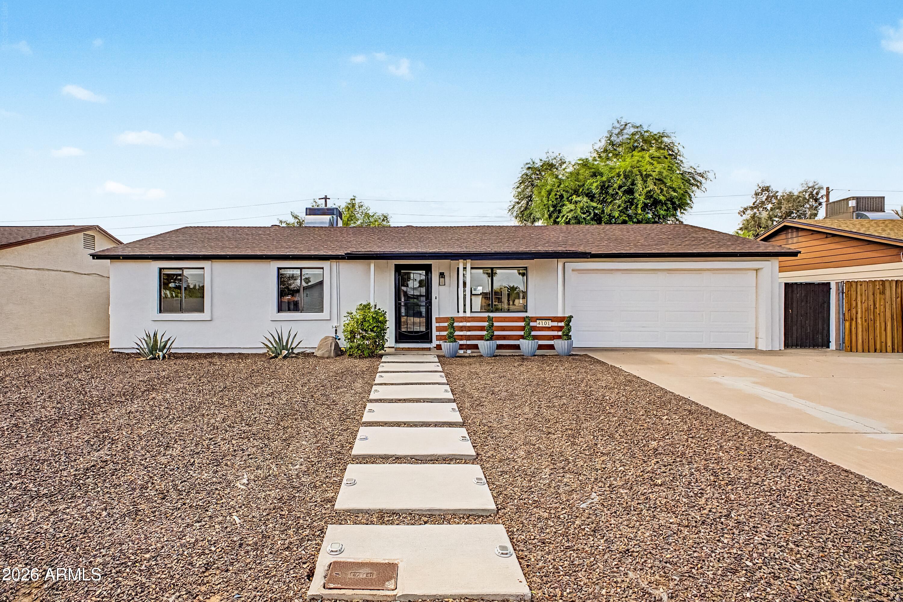 4101 E CALAVAR Road