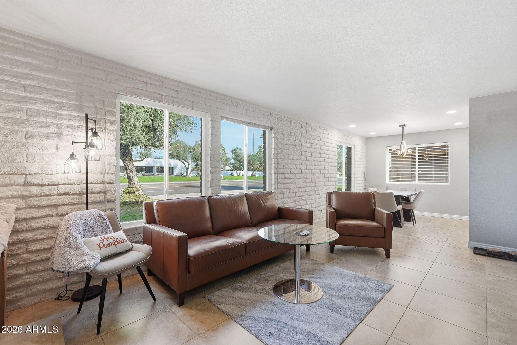 2015 E SOUTHERN Avenue 8