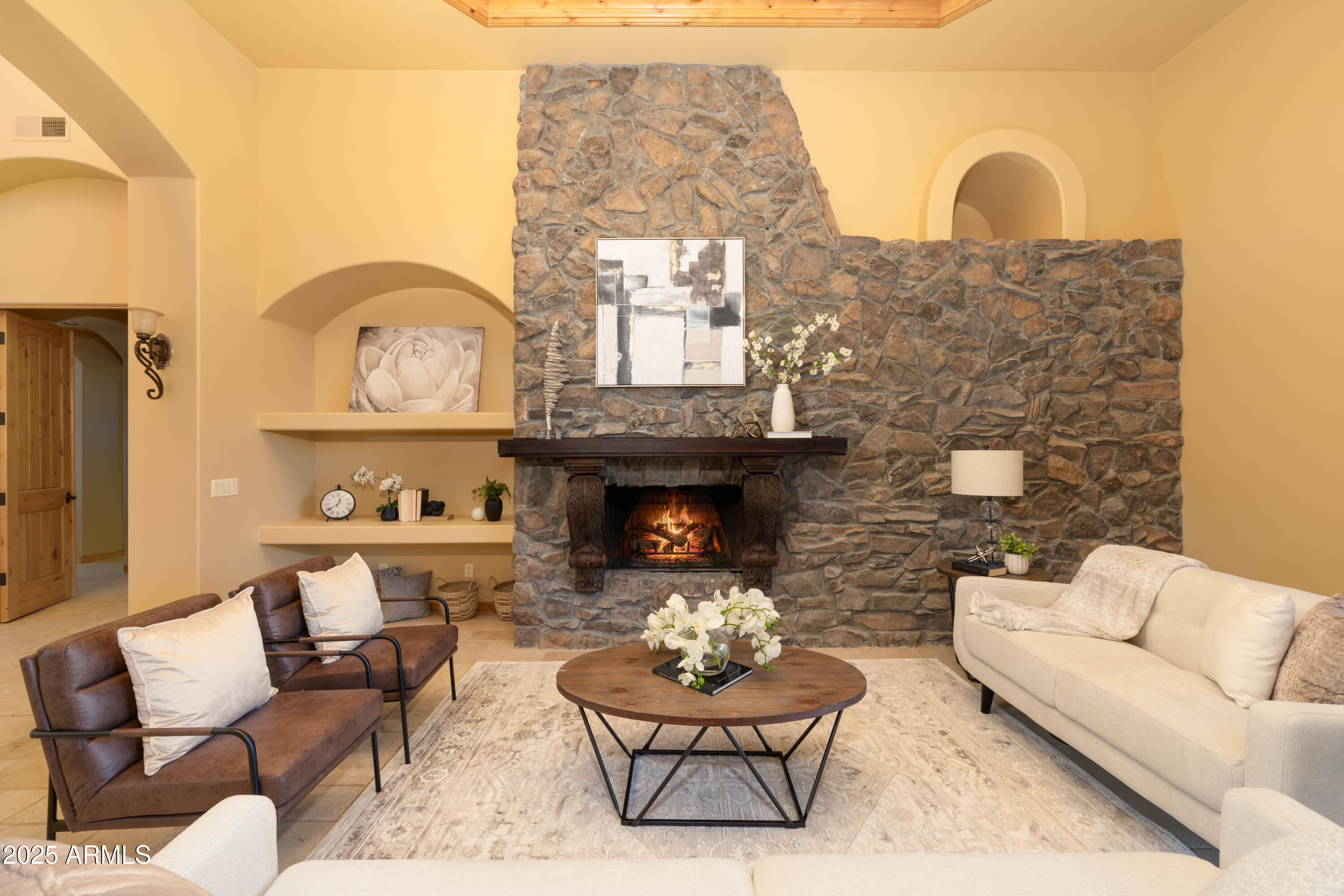 6646 E LONE MOUNTAIN Road