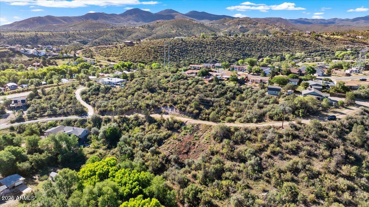 1601 N EMERALD Drive 310