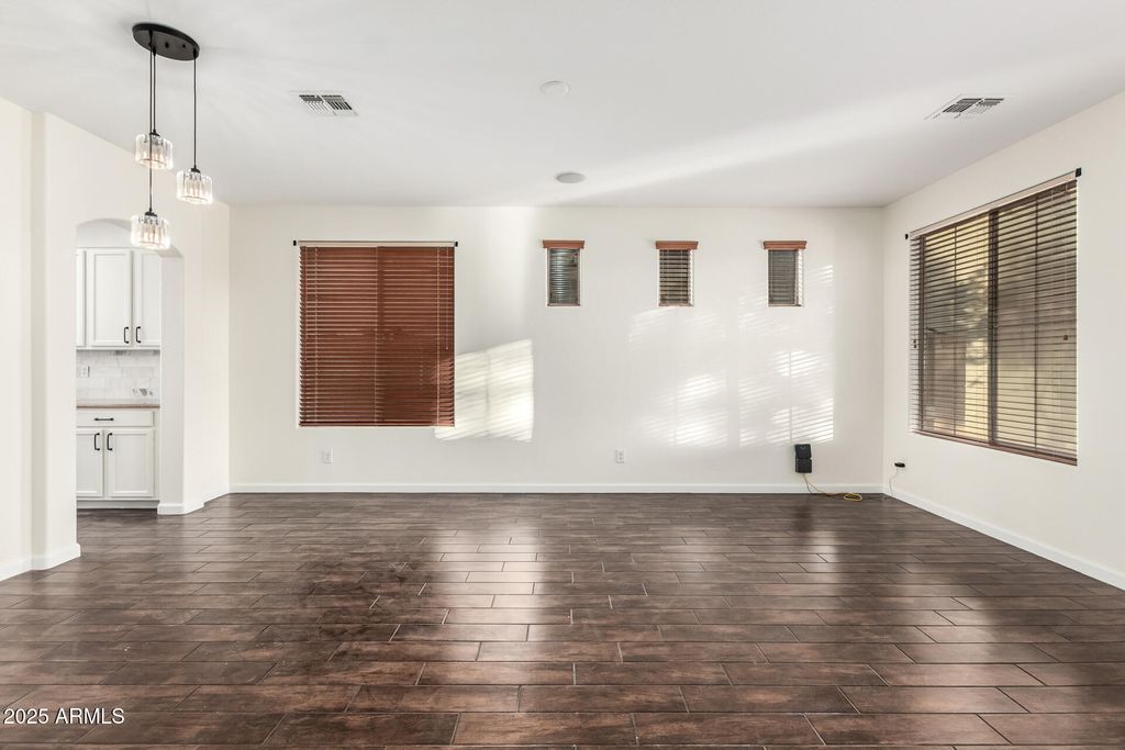 Photo of 43602 W Sansom Drive, Maricopa, AZ 85138 (MLS # 6957399)