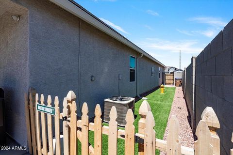 A home in San Tan Valley