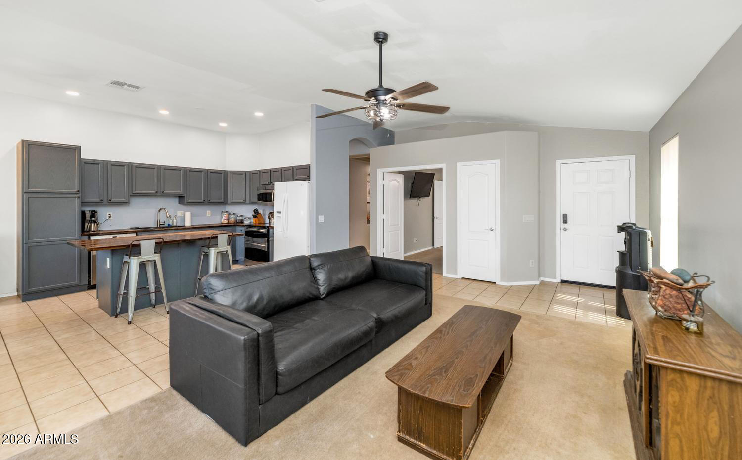FESTIVA COURT - Residential