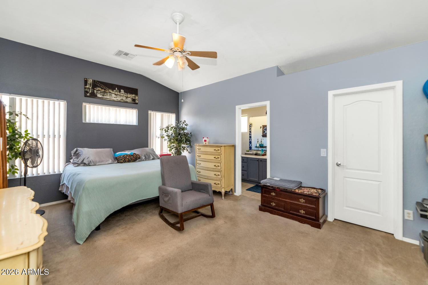 FESTIVA COURT - Residential