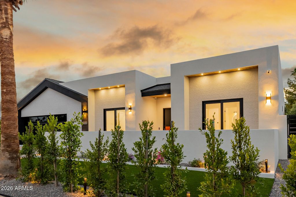 Photo of 5320 N 82nd Street, Scottsdale, AZ 85250 (MLS # 6973638)