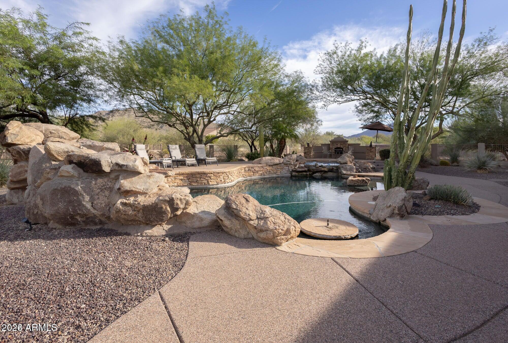 3768 E EL SENDERO Road E