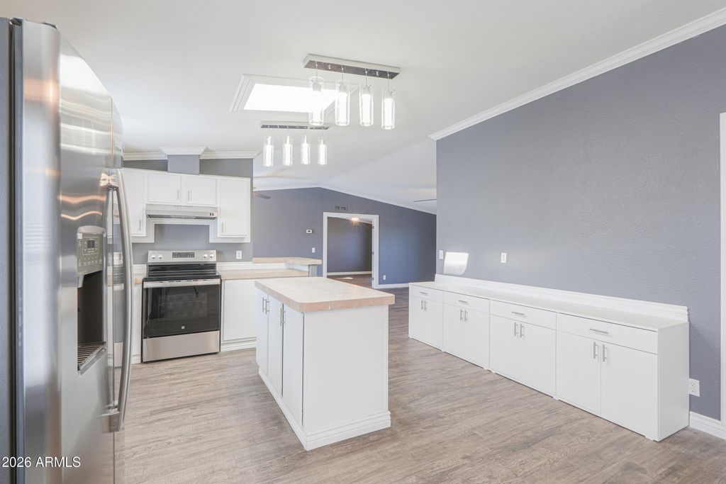 Photo of 10463 N 90th Avenue, Peoria, AZ 85345 (MLS # 6967516)