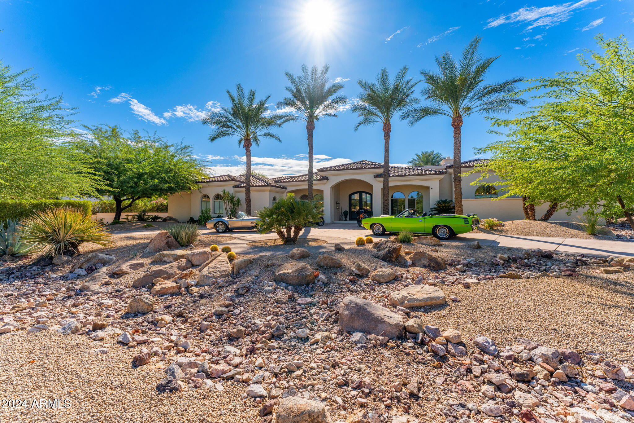 Paradise Valley, Arizona 85253, United States, 5 Bedrooms Bedrooms, ,6 BathroomsBathrooms,Residential,Active,32201